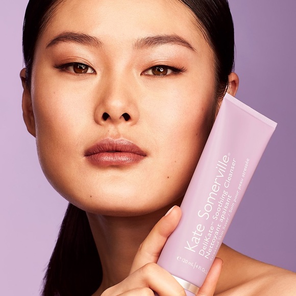 🌿 Kate Somerville DeliKate™ Soothing Cleanser - Picture 4 of 9